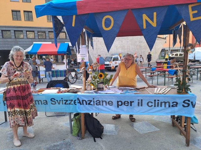 Un Gruppo Di Anziane Donne Svizzere Combatte Per Il Clima E Arriva Al